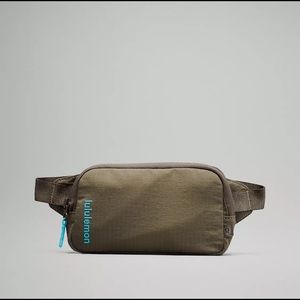 Lululemon Mini Everywhere Belt Bag - Carob Brown